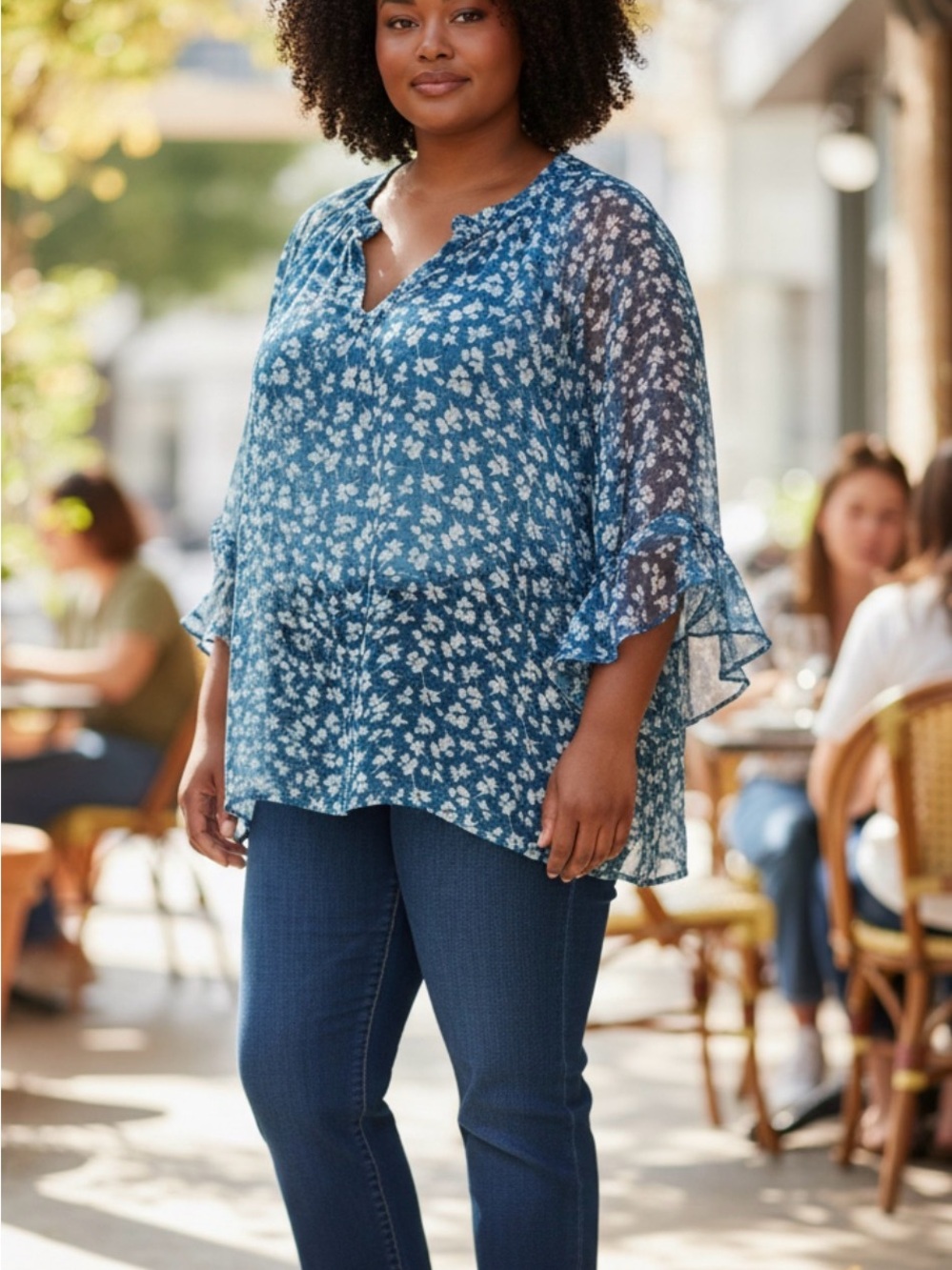 NWT: size 30 BloomChic Floral V-Neck with sheer  Ruffle Sleeve Top
